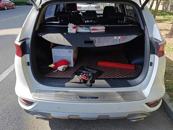 Kia KX5 2019 2019款 1.6T 自动两驱豪华版