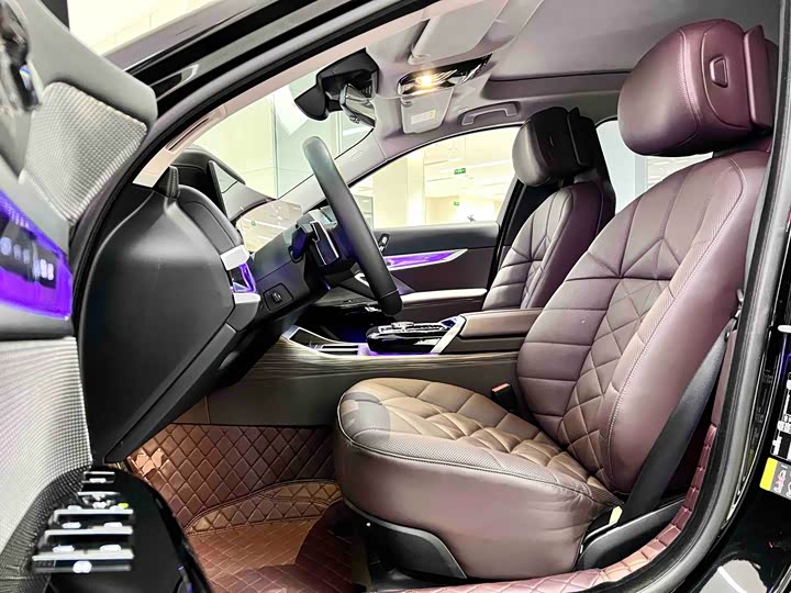 BMW i7 2023 2023款 eDrive50L 领先M运动套装