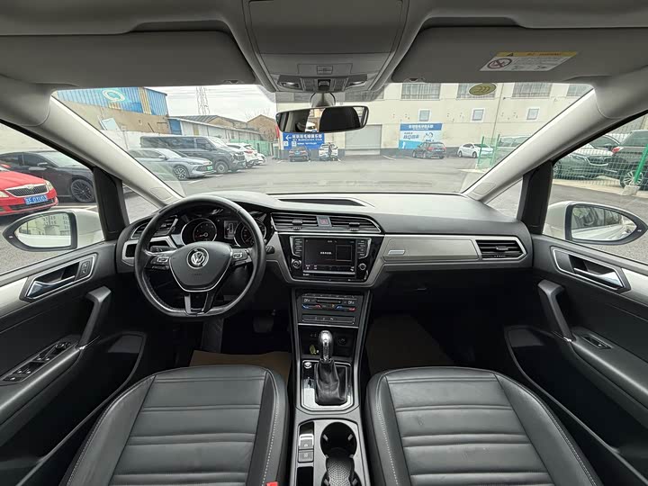 Volkswagen Touran L 2021 2021款 途安L 280TSI DSG拓界版 7座