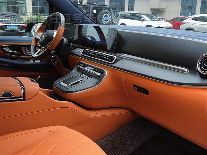 Mercedes-Benz Vito 2024 2024款 2.0T 商务版 7座