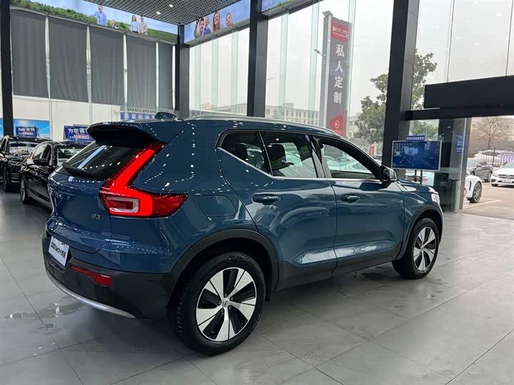 Volvo XC40 2024 2024款 B3 智远运动版