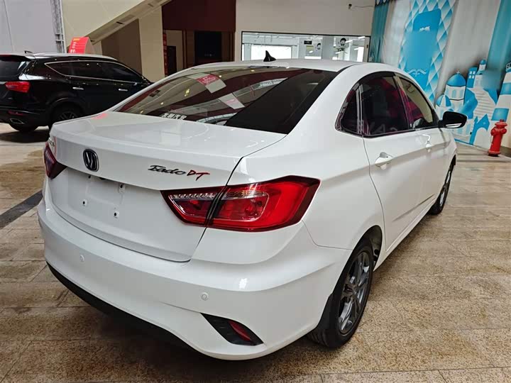 Changan Eado DT 2019 2019款 1.6L 手动优享型 国VI