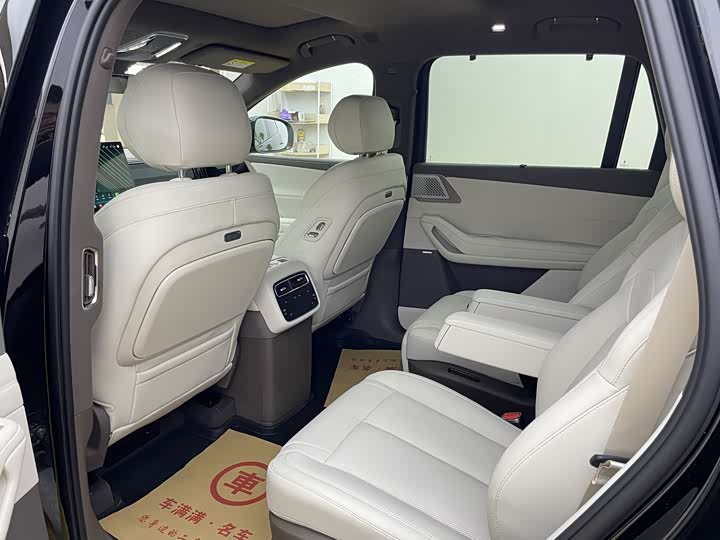 Denza N8L 2025 2025款 尊荣型