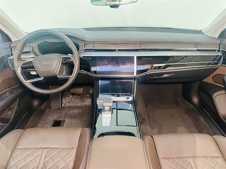 Audi A8 2025 2025款 A8L 50 TFSI quattro 臻选型