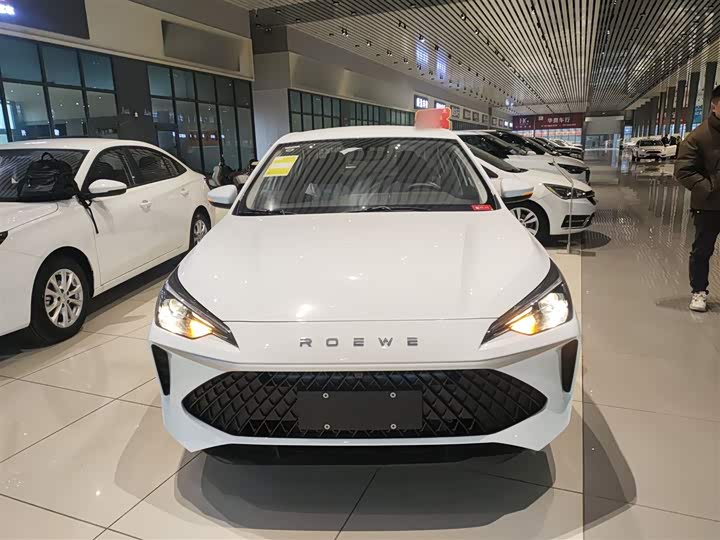 Roewe i5 2026 2026款 1.5L 手动舒享版