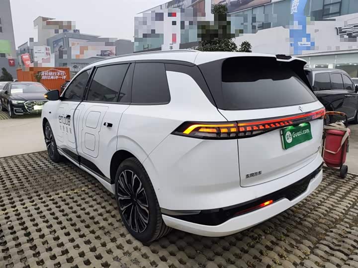 Dongfeng Yipai eπ 008 2026 2026款 六座纯电家享版