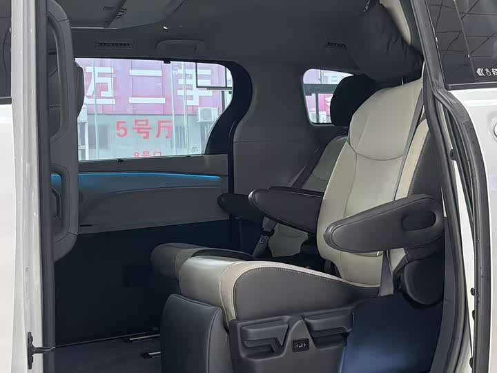 Toyota Sienna 2024 2024款 2.5L混动 尊贵版
