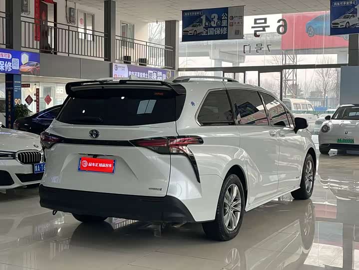 Toyota Sienna 2024 2024款 2.5L混动 尊贵版