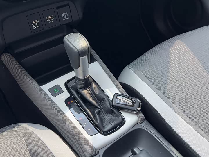 Honda Life 2021 2021款 1.5L CVT CRO-S乐趣版