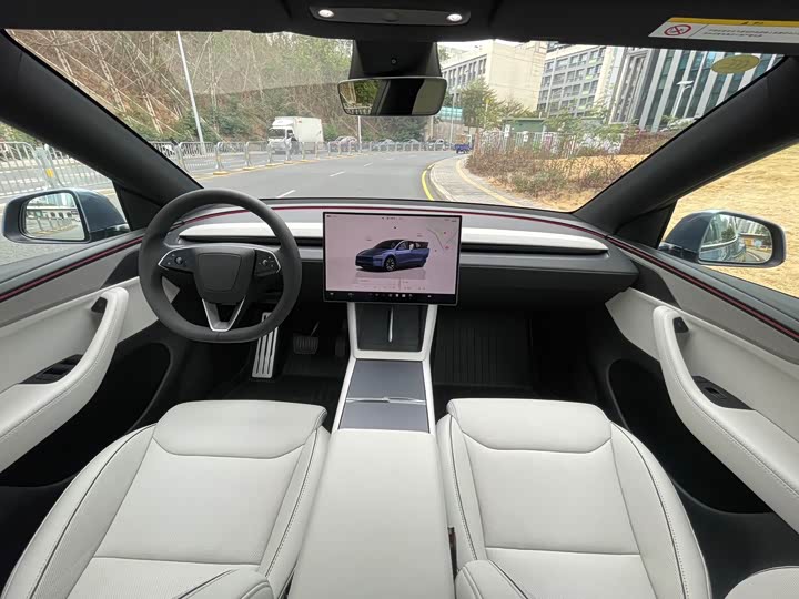 Tesla Model Y 2025 2025款 长续航全轮驱动版