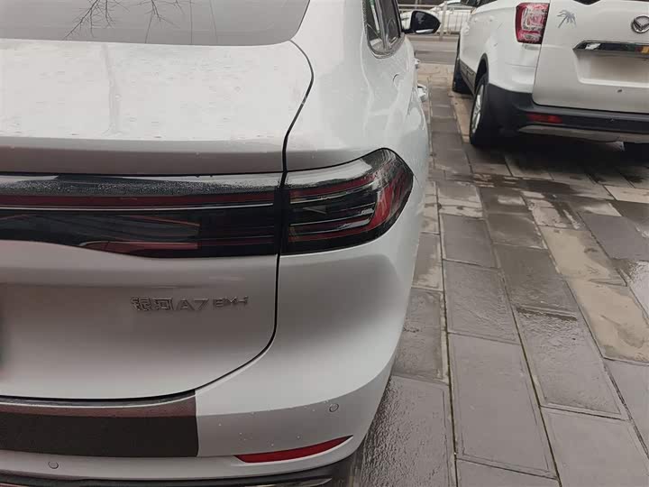 Geely Galaxy A7 2025 2025款 EM-i 150km 探索+版