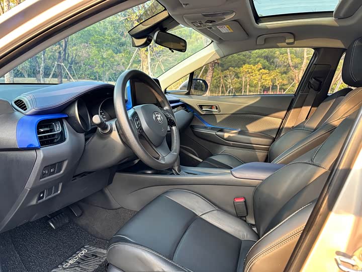 Toyota C-HR 2021 2021款 2.0L 舒适版