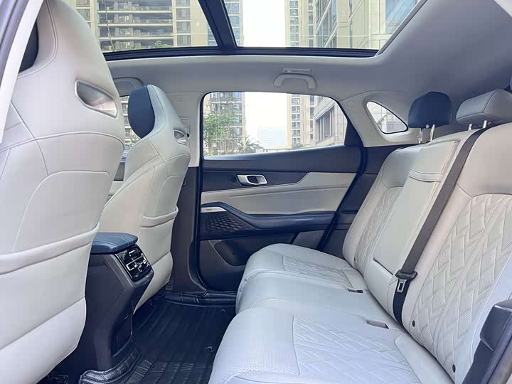 Changan UNI-K Hybrid 2022 2022款 蓝鲸iDD 130km 1.5T 卓越型