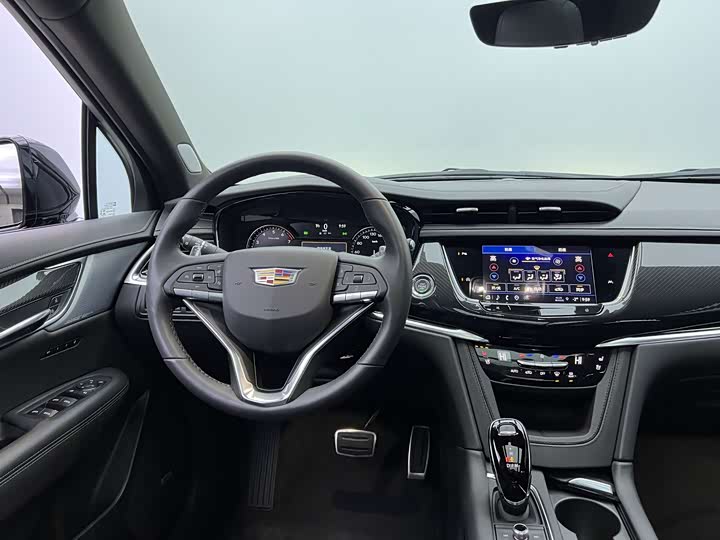 Cadillac XT6 2022 2022款 2.0T 六座四驱尊贵型