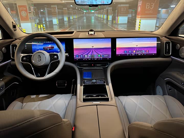 Aito M9 2025 2025款 增程 Ultra版 52kWh 6座版