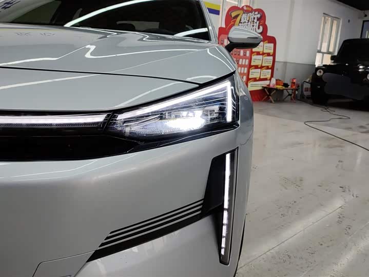 2025 Geely Galaxy L6