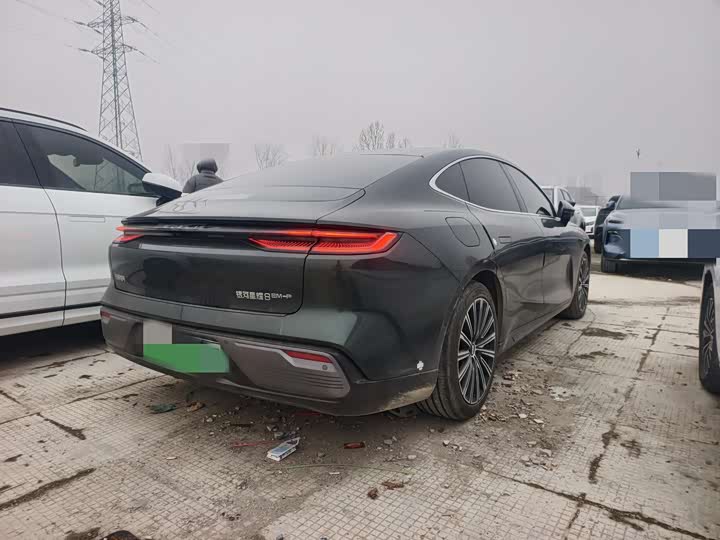 Geely Galaxy Starshine 8 EM-i 2025 2025款 130km EM-P 星舰版