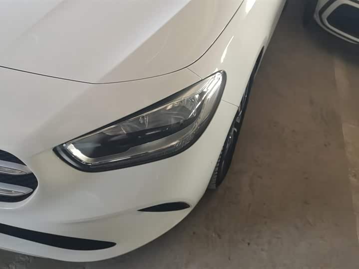 Mercedes-Benz B-Class 2022 2022款 B 180 时尚型