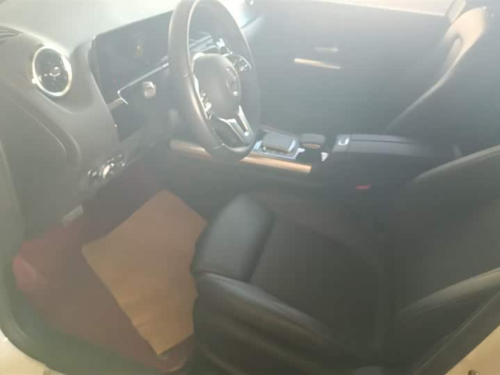 Mercedes-Benz B-Class 2022 2022款 B 180 时尚型