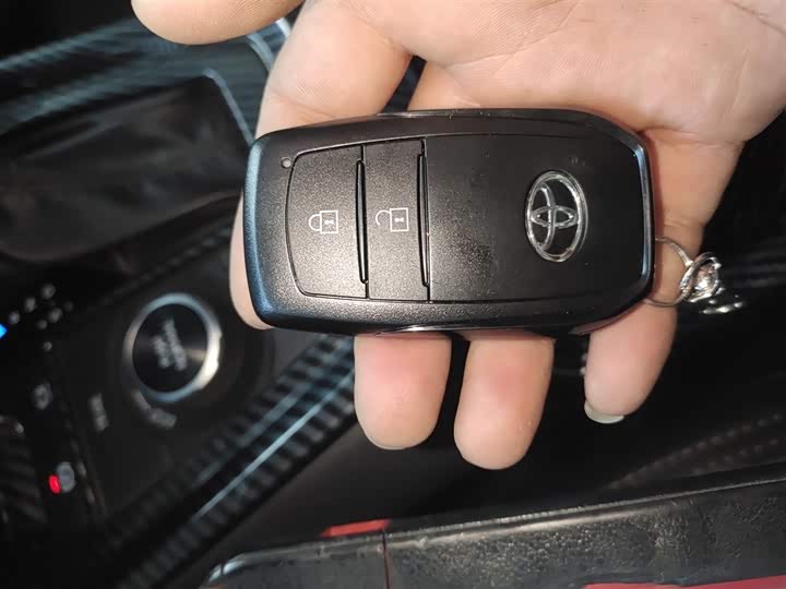 Toyota Wildlander 2024 2024款 双擎 2.5L E-CVT四驱豪华PLUS版