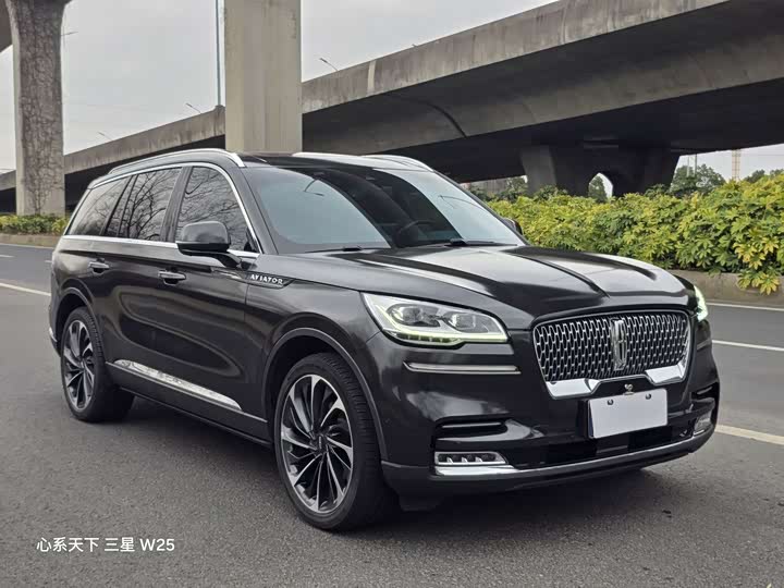 Lincoln Aviator 2022 2022款 3.0T V6 四驱行政版