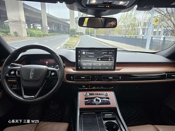 Lincoln Aviator 2022 2022款 3.0T V6 四驱行政版