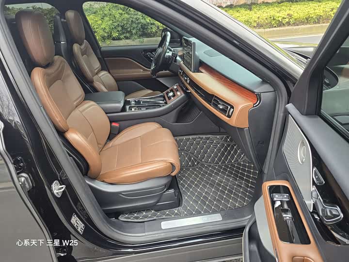 Lincoln Aviator 2022 2022款 3.0T V6 四驱行政版