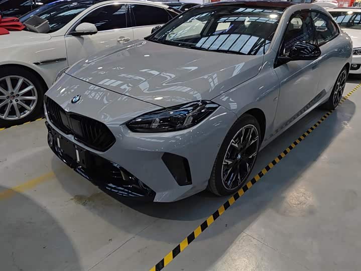 BMW 2 Series 2025 2025款 225L M运动套装