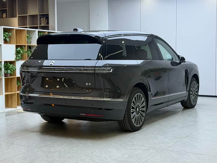 Nio ES8 2026 2026款 六座行政豪华版