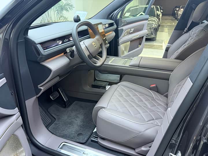 Nio ES8 2026 2026款 六座行政豪华版