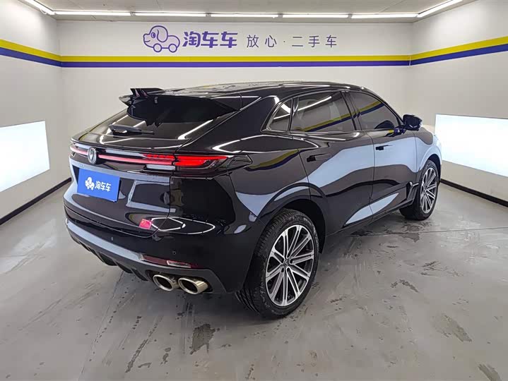 Changan UNI-K 2021 2021款 2.0T 尊贵型