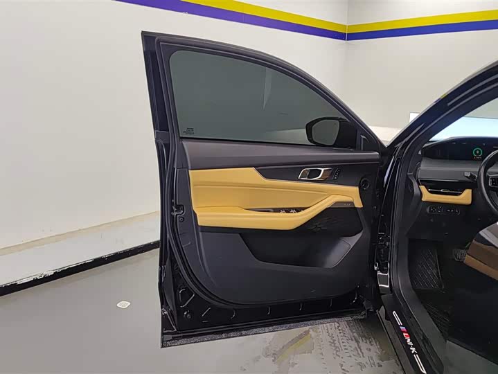 Changan UNI-K 2021 2021款 2.0T 尊贵型