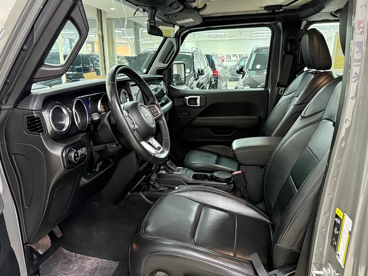 Jeep Wrangler 2022 2022款 2.0T 高地四门版