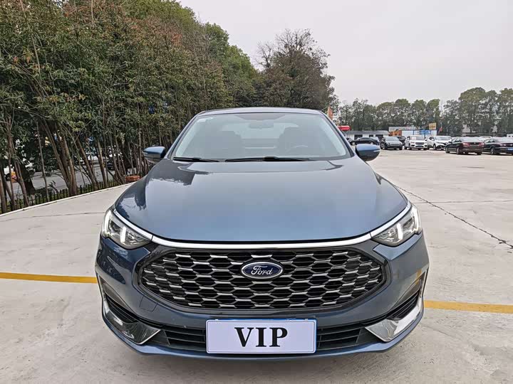 Ford Escort 2021 2021款 1.5L 自动铂金版