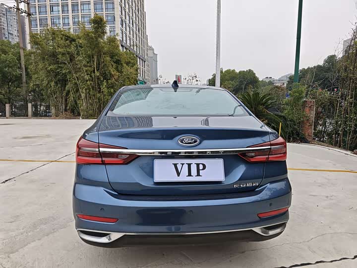 Ford Escort 2021 2021款 1.5L 自动铂金版