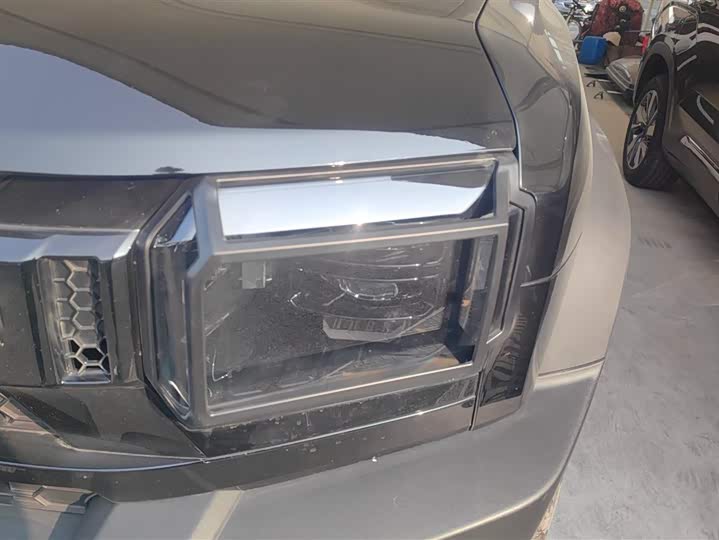 Jetour T2 2025 2025款 2.0TD XWD 自动征服+加长版 7座