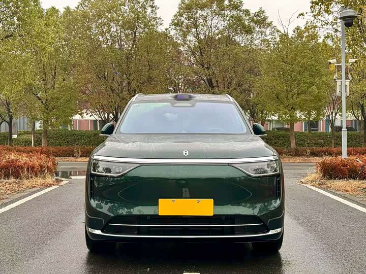 Aito M8 2025 2025款 增程 Ultra版 53.4kWh 6座版