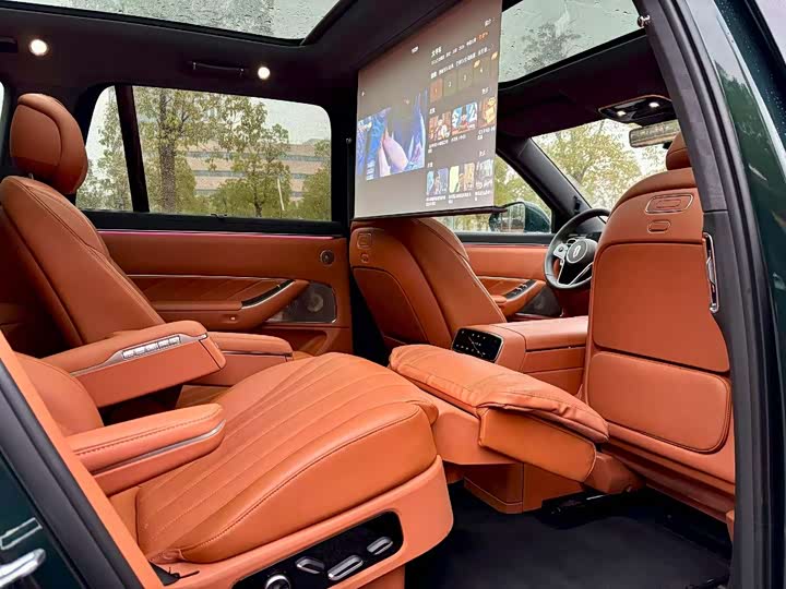 Aito M8 2025 2025款 增程 Ultra版 53.4kWh 6座版