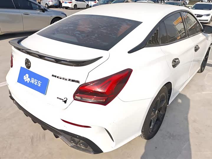 MG Motor 5 Scorpio 2022 2022款 1.5T Trophy运动豪享版