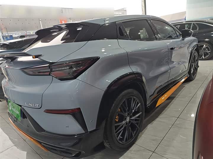 Changan UNI-T 2023 2023款 第二代 1.5T 运动版 旗舰型