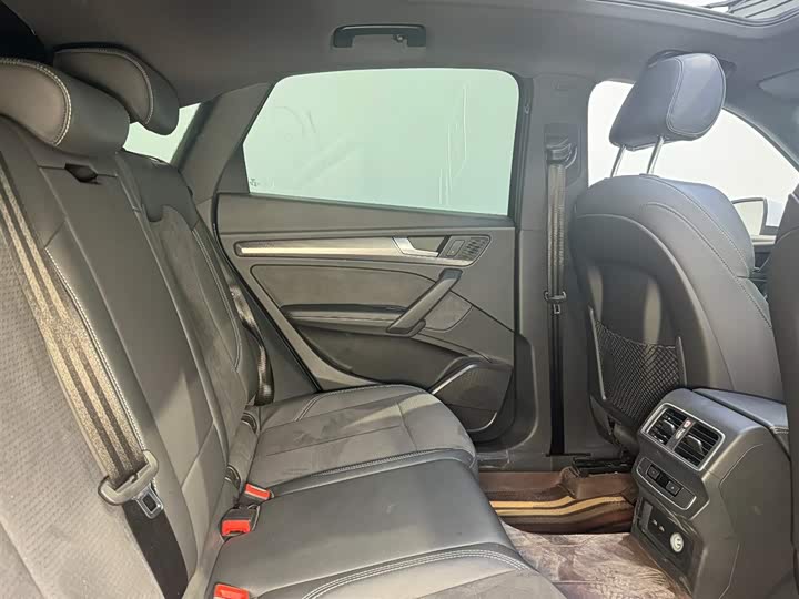 Audi Q5L Sportback 2022 2022款 40 TFSI 豪华型