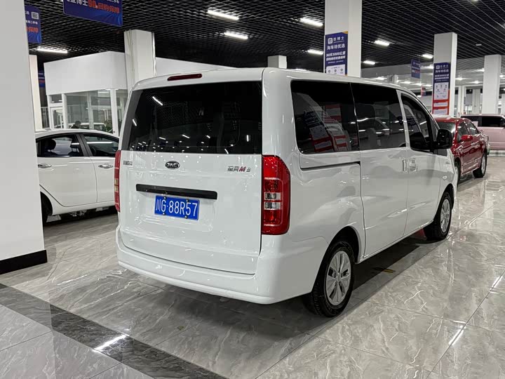 JAC Refine M3 2023 2023款 1.8L 7/8座精英版