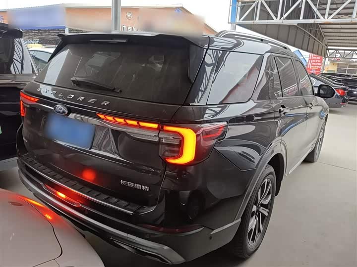 Ford Explorer 2023 2023款 EcoBoost 285 四驱钛金版 7座
