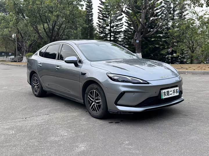 BYD Seal 05 DM-i Hybrid 2025 2025款 DM-i 智驾版 120KM旗舰型