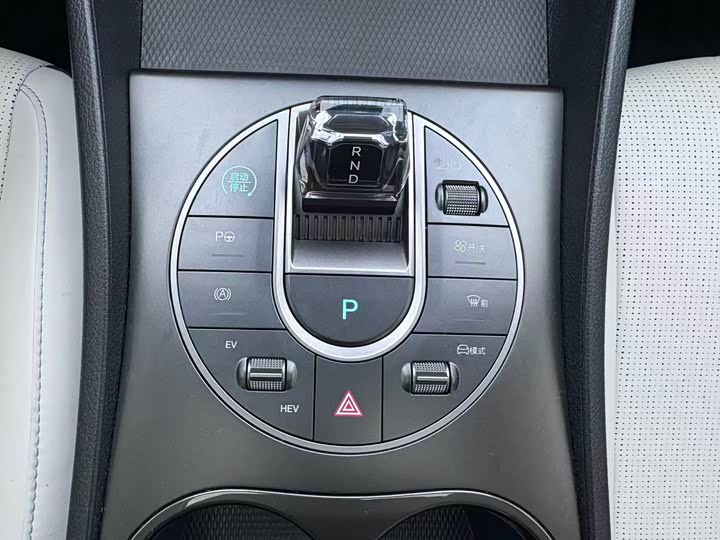 BYD Seal 05 DM-i Hybrid 2025 2025款 DM-i 智驾版 120KM旗舰型