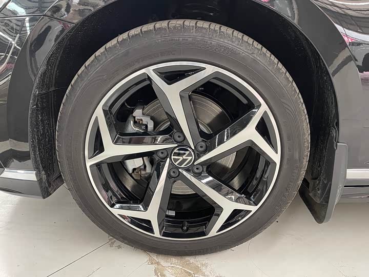 Volkswagen Magotan 2025 2025款 众享款 280TSI DSG豪华型