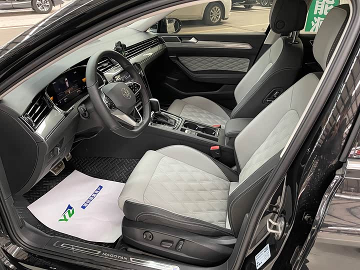 Volkswagen Magotan 2025 2025款 众享款 280TSI DSG豪华型