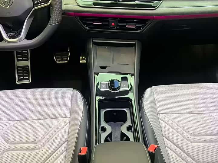 Volkswagen Tayron 2025 2025款 探岳L 380TSI 四驱豪华Easy包