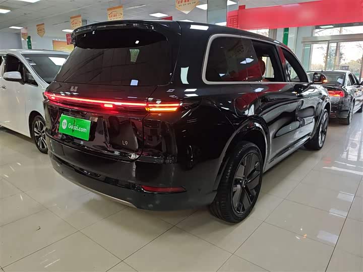 LiXiang L9 2025 2025款 Ultra 智能焕新版