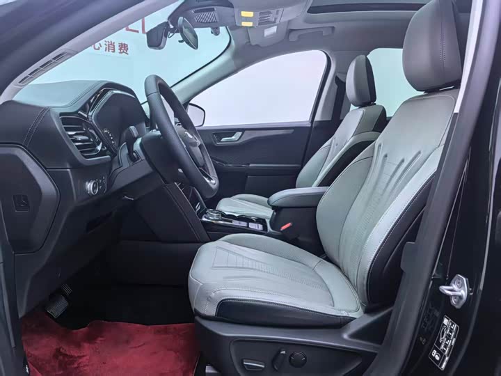 Ford Escape 2020 2020款 EcoBoost 245 两驱耀享款